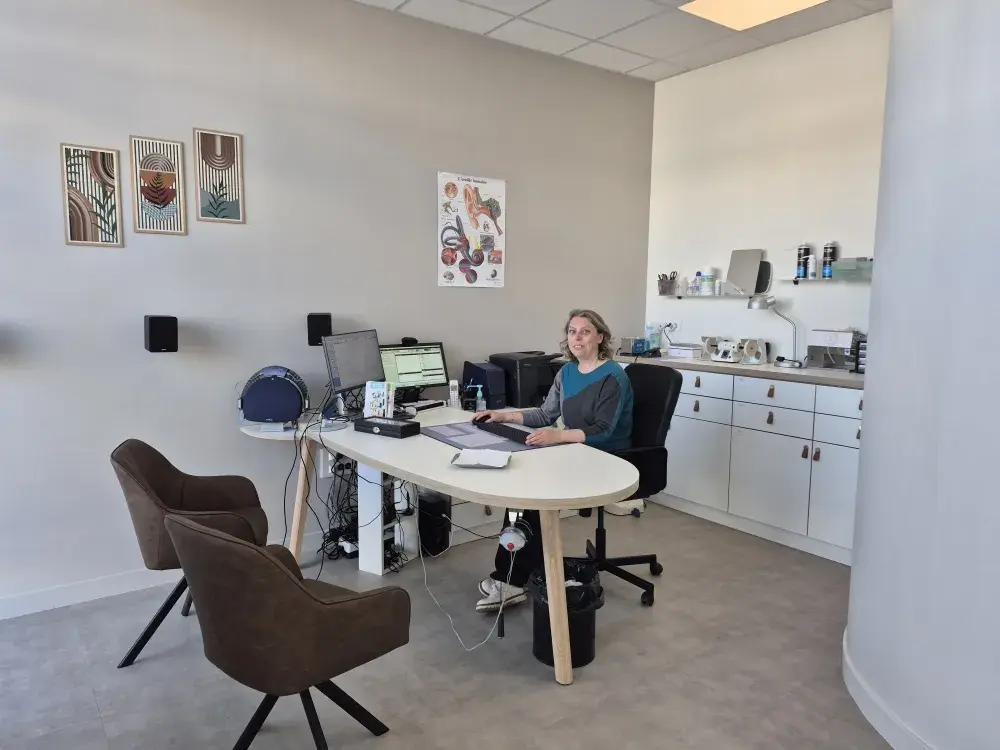 Photo Audioprothésiste Entendre Villefontaine